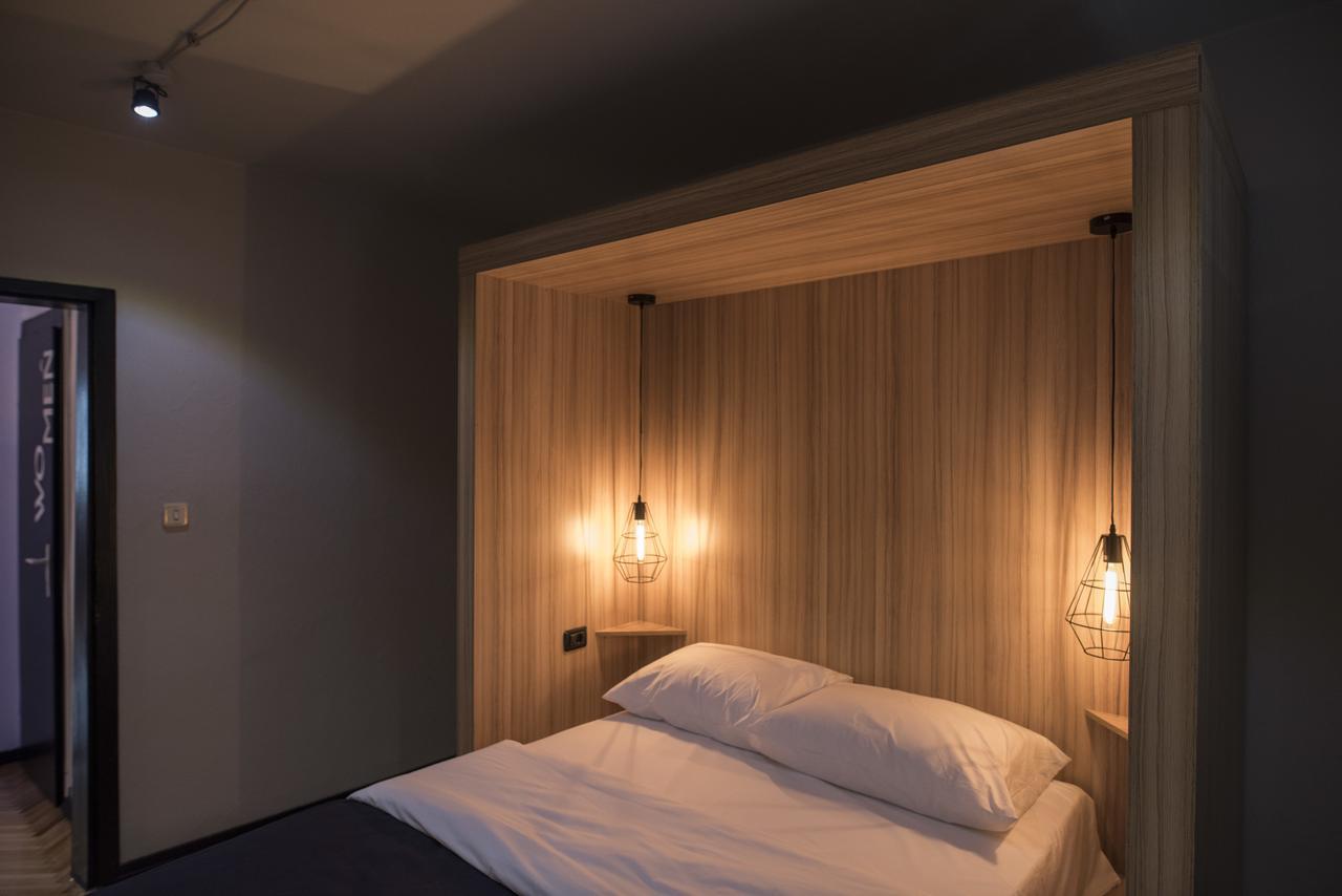 Nordic Hostel N-Box Szkopje Kültér fotó