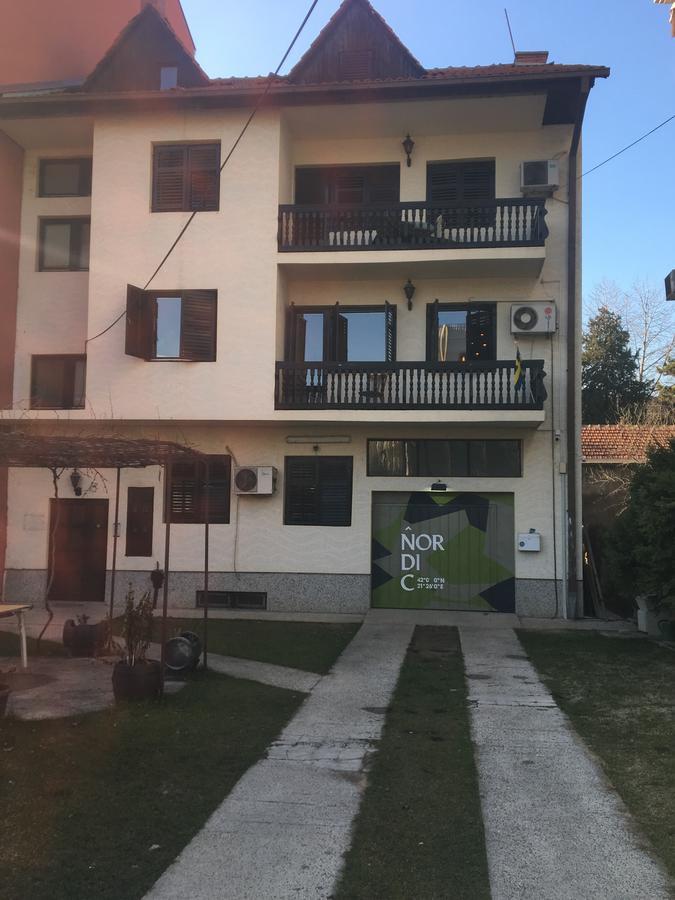 Nordic Hostel N-Box Szkopje Kültér fotó